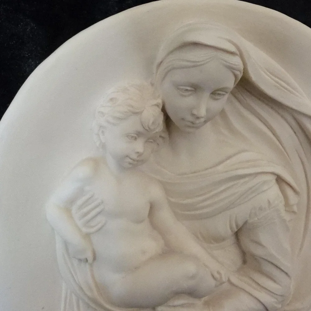 Madonna Profetica Alabaster wall plaque Artist Alberto Santangela Made In Italy
